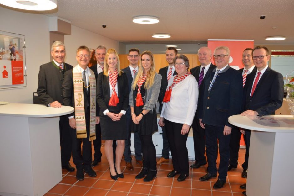 Sparkasse Eichendorf nach Umbau wieder eröffnet