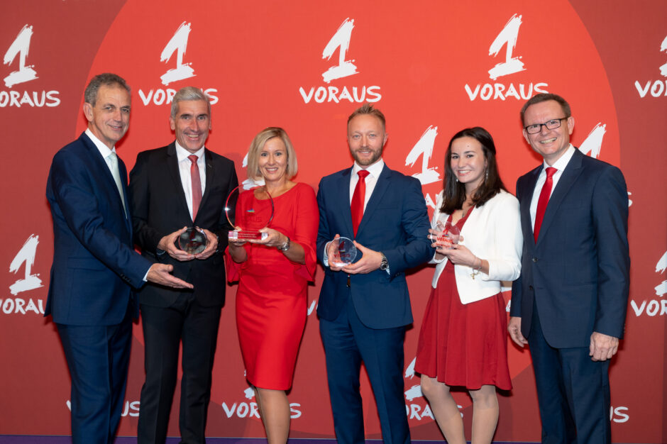 „1 Voraus“-Award für die Sparkasse Niederbayern-Mitte